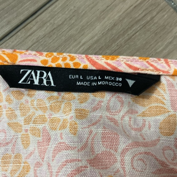 Zara | Floral Crop Top - Picture 2 of 3